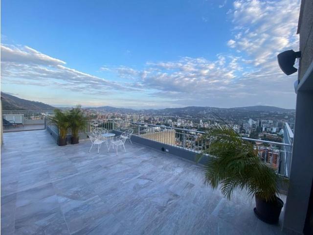 Piso de alto standing en venta en Nueva Caracas, Venezuela