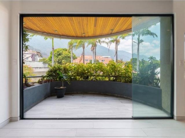 Piso de alto standing en venta en Nueva Caracas, Venezuela
