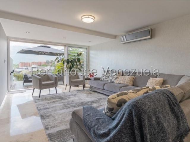 Piso de alto standing en venta en Nueva Caracas, Venezuela