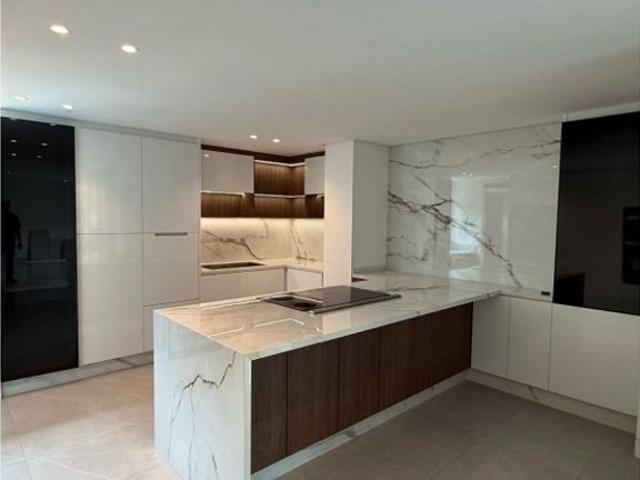 Piso de alto standing en venta en Nueva Caracas, Distrito Capital