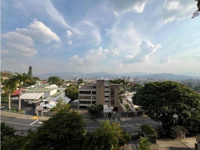 Piso de alto standing en venta en Nueva Caracas, Distrito Capital