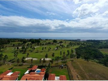Piso de alto standing en venta en San Carlos, Panamá Oeste 130714 LuxuryEstate. Com