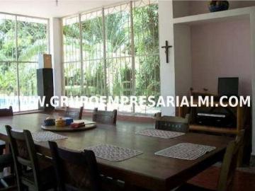Piso de alto standing en venta en Santa Fe de Antioquia, Colombia
