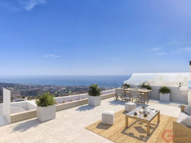 Piso de alto standing en venta en Rincón de la Victoria, Andalucía
