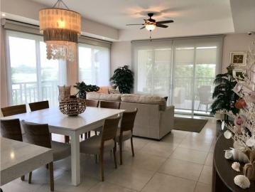 Piso de alto standing en venta en Río Hato, Panamá