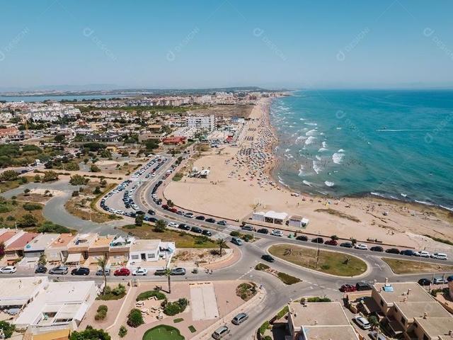 Piso de alto standing en venta en Torrevieja, Comunidad Valenciana