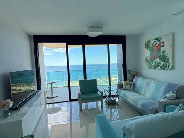 Piso de alto standing de 100 m2 en venta en Torrevieja, España
