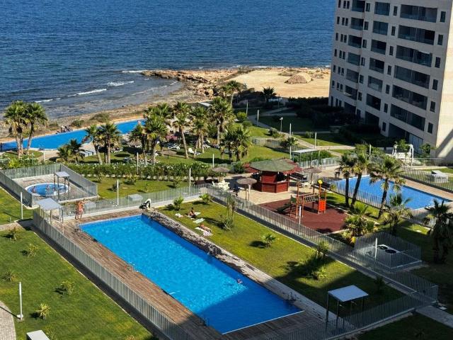 Piso de alto standing en venta en Torrevieja, España