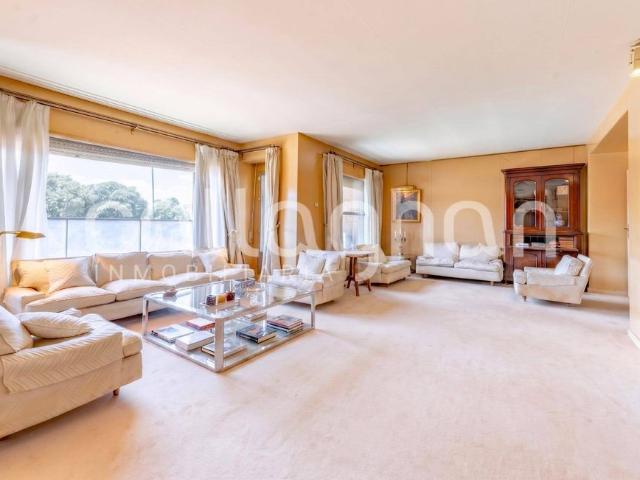 Piso de alto standing en venta en Valencia, Comunidad Valenciana