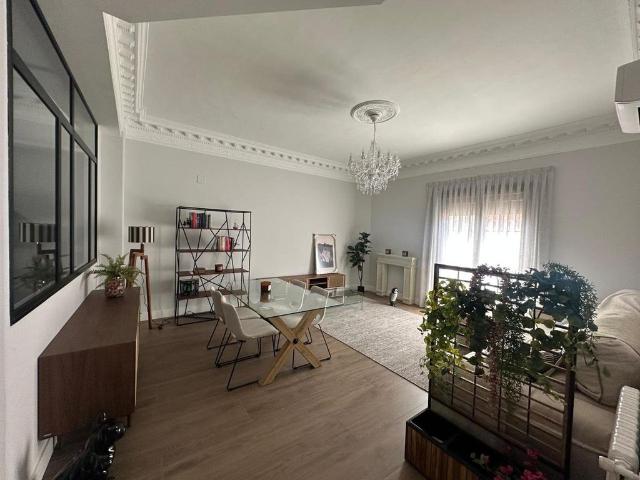Piso de alto standing en venta en Zaragoza, España