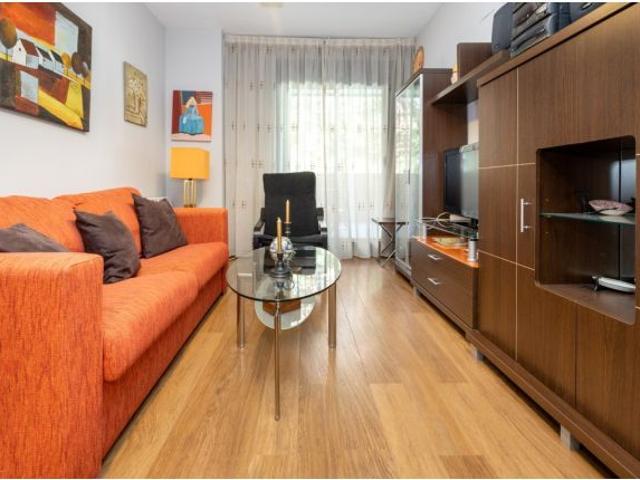 PISO DE DOS DORMITORIOS EN PARQUE LAGOS