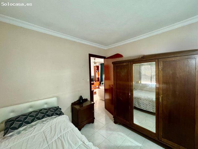 Piso de dos habitaciones a 300m de la playa a reformar