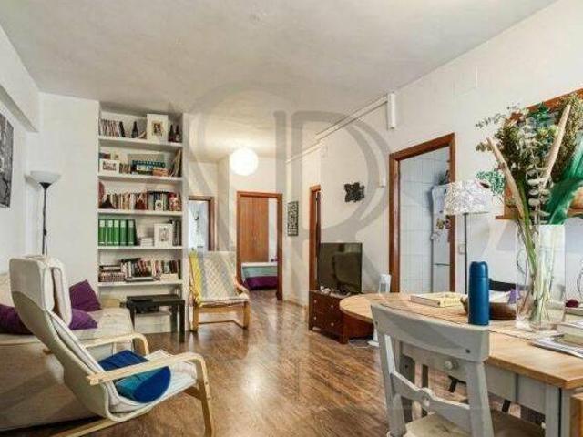 Piso de dos habitaciones dos baños