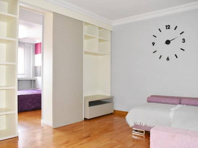 Piso de dos habitaciones en Avenida Madrid, junto c/ Rioja