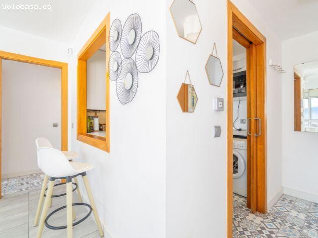 Piso de dos habitaciones en primera línea en Empuriabrava