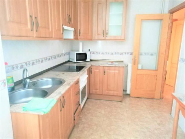 Piso de estudiantes 3 habitaciones en alquiler