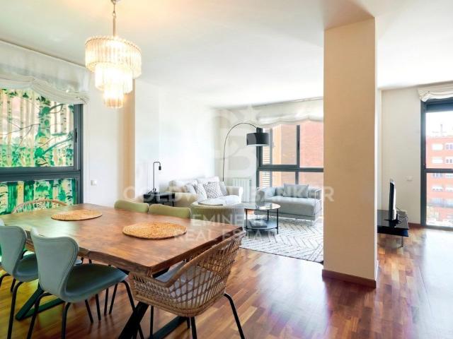 Piso de lujo de 105 m2 en venta en Barcelona, Cataluña