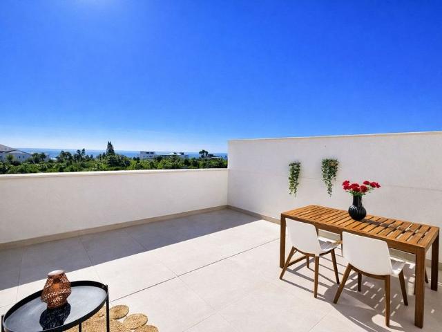 Piso de lujo de 105 m2 en venta en Estepona, España