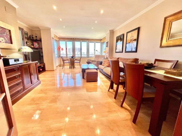Piso de lujo de 107 m2 en venta en Alicante, España