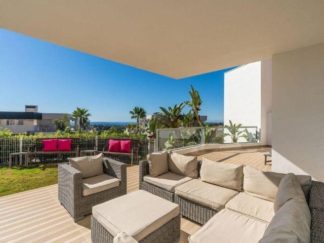 Piso de lujo de 107 m2 en venta en Benahavís, Andalucía