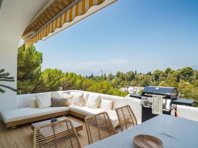 Piso de lujo de 107 m2 en venta en Benahavís, Andalucía