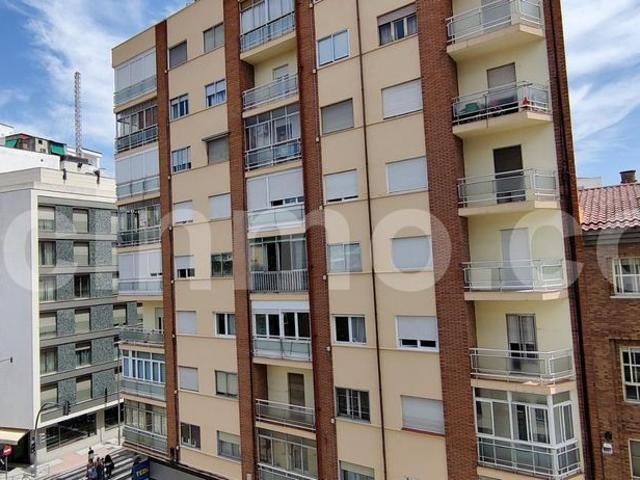 Piso de lujo de 107 m2 en venta en Valladolid, Castilla y León