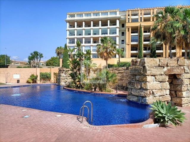 Piso de lujo de 102 m2 en alquiler en Nueva Alcantara, Marbella, Málaga, Andalucía