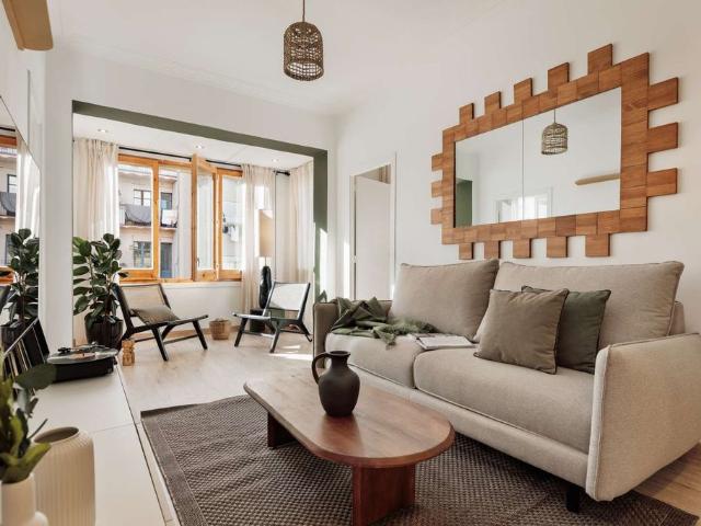 Piso de lujo de 102 m2 en alquiler en Barcelona, Cataluña