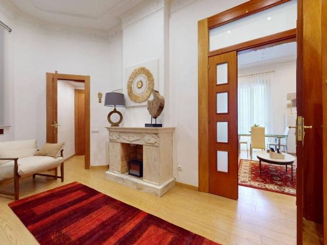 Piso de lujo de 114 m2 en venta en Barcelona, Cataluña