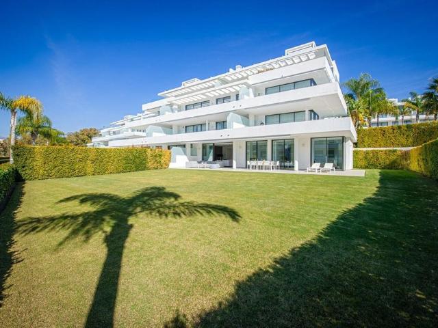 Piso de lujo de 114 m2 en venta en Estepona, Andalucía