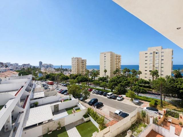 Piso de lujo de 115 m2 en venta en Estepona, Andalucía