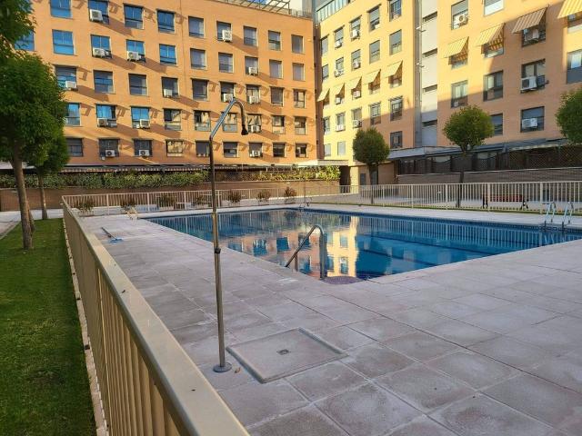 Piso de lujo de 117 m2 en venta en Coslada, España