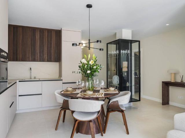 Piso de lujo de 110 m2 en venta en Benahavís, España
