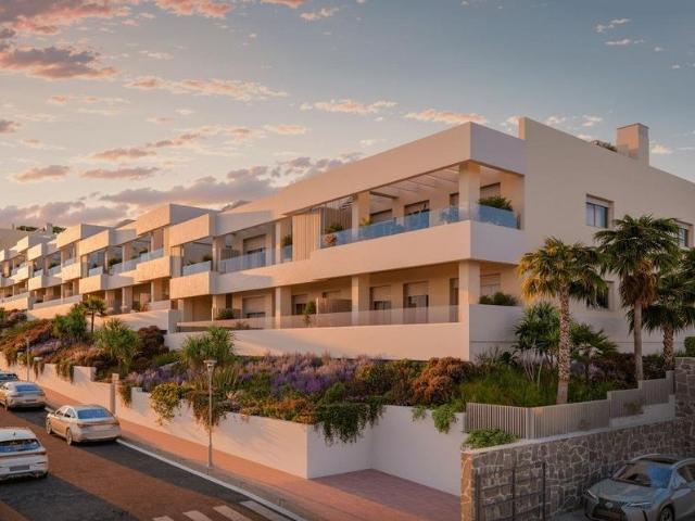 Piso de lujo de 110 m2 en venta en Benalmádena, Andalucía