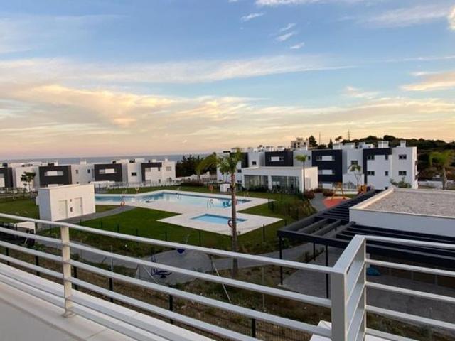 Piso de lujo de 110 m2 en venta en Estepona, Andalucía