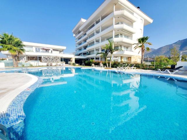 Piso de lujo de 110 m2 en venta en Fuengirola, España