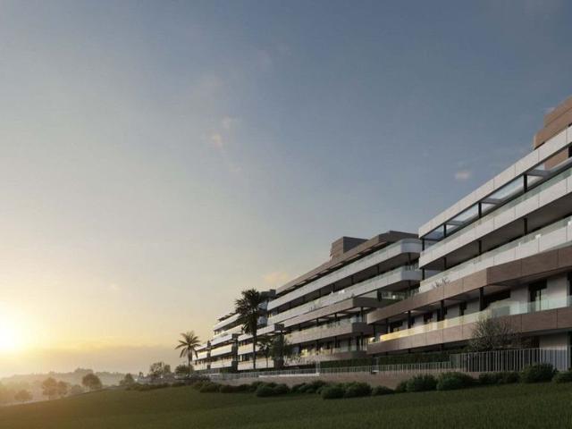 Piso de lujo de 111 m2 en venta en Estepona, Andalucía
