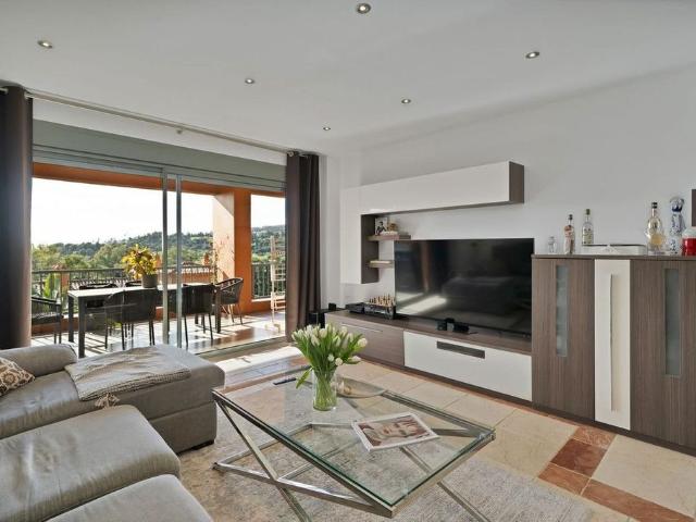 Piso de lujo de 124 m2 en venta en Estepona, España