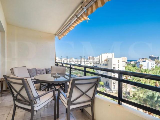 Piso de lujo de 124 m2 en venta en Torremolinos, España