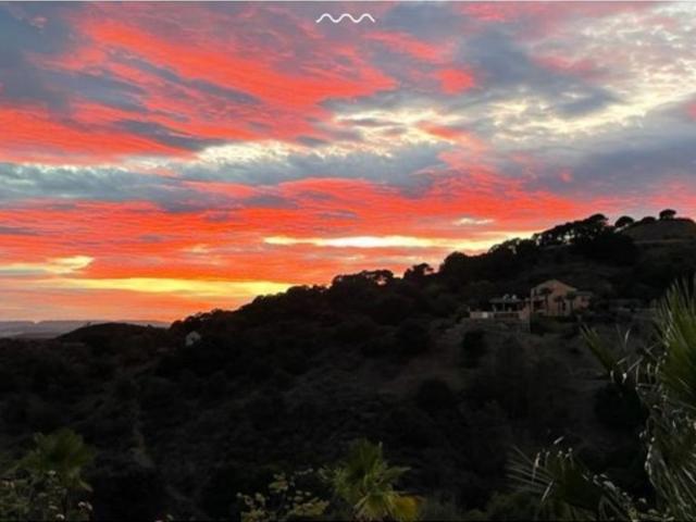 Piso de lujo de 128 m2 en venta en Estepona, Andalucía