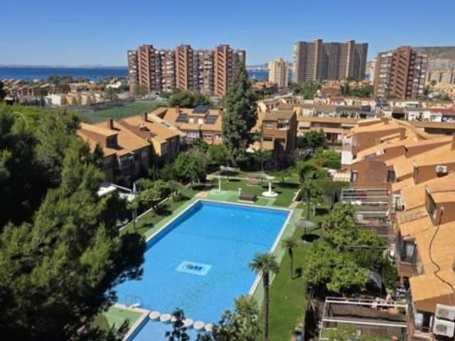 Piso de lujo de 121 m2 en venta en Alicante, Comunidad Valenciana