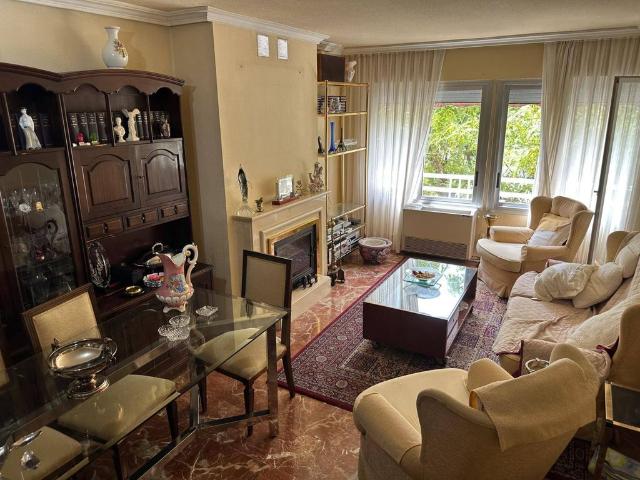 Piso de lujo de 122 m2 en venta en Murcia