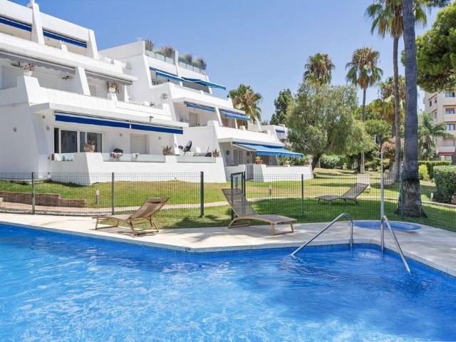 Piso de lujo de 123 m2 en venta en Marbella, Andalucía