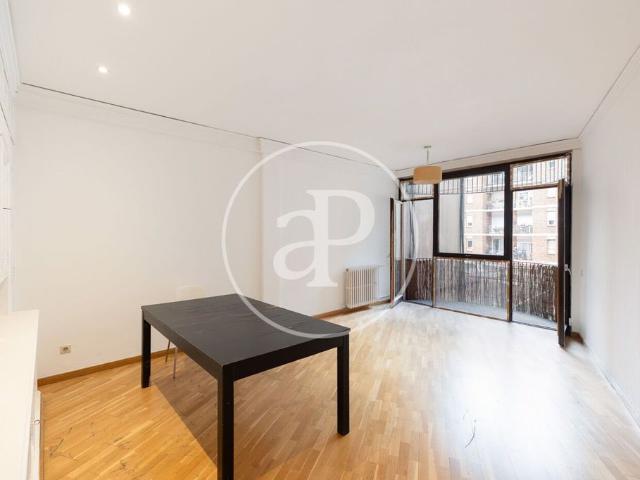 Piso de lujo de 135 m2 en venta en Barcelona, Cataluña