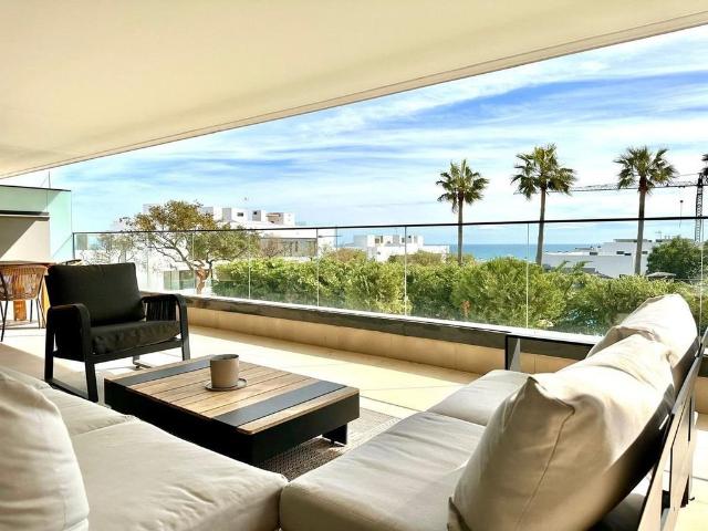 Piso de lujo de 135 m2 en venta en Estepona, Andalucía