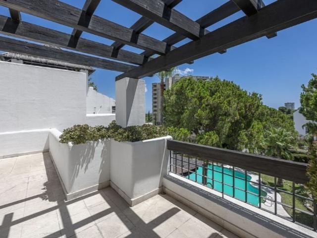 Piso de lujo de 135 m2 en venta en Rio Real, Marbella, Málaga, Andalucía
