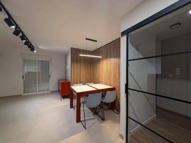 Piso de lujo de 135 m2 en venta en Torrevieja, España