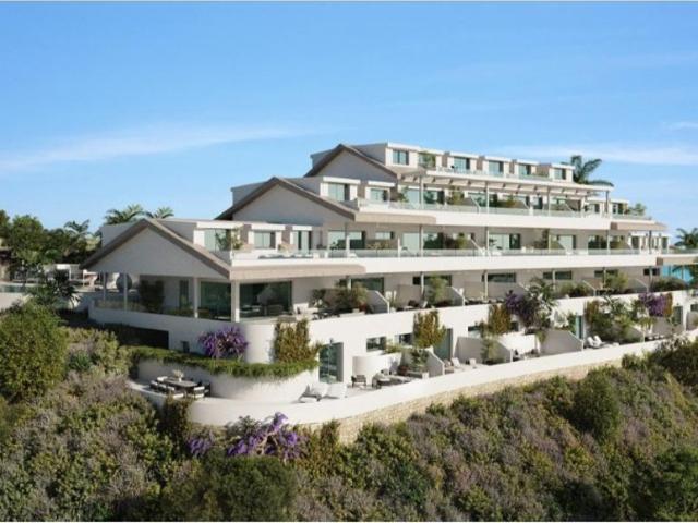 Piso de lujo de 136 m2 en venta en Benalmádena, Andalucía