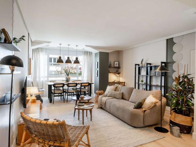 Piso de lujo de 137 m2 en alquiler en Madrid, Comunidad de Madrid