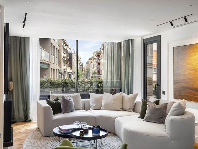 Piso de lujo de 137 m2 en venta en Barcelona, Cataluña